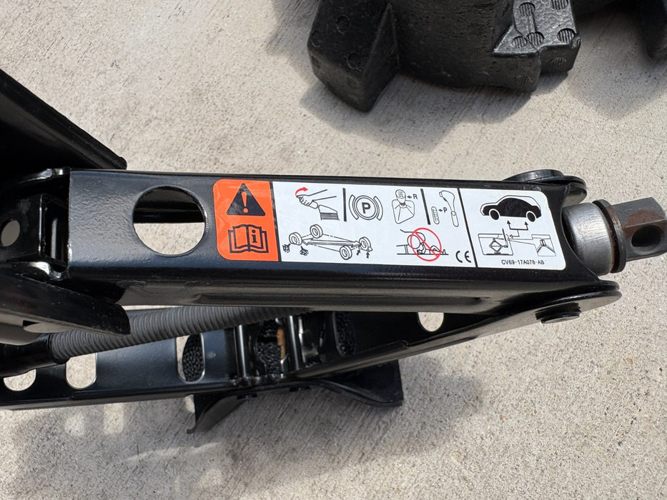 2017-2019 Ford Escape Emergency Spare Tire Jack Kit #CV69-17A078-AB