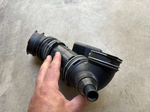 2010-2015 Toyota Prius Air Intake Cleaner Hose Tube #17880-37100, 17880-37100