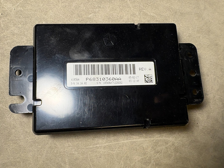 2014 - 2018 Jeep Grand Cherokee Temperature A/C control module P68310360AA OEM