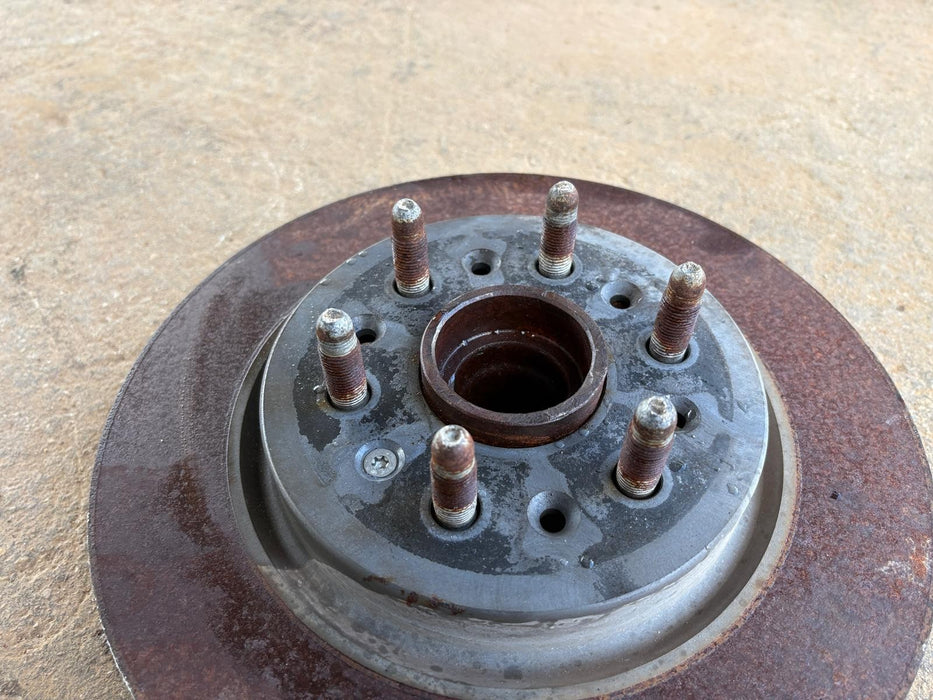 2017-2019 CADILLAC XT5 3.6L REAR DRIVER LEFT BRAKE DISC ROTOR OEM