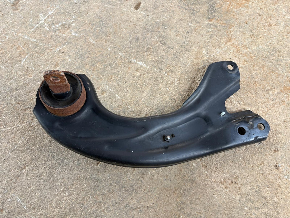 2017 - 2022 HONDA CR-V CRV REAR LEFT DRIVER SIDE TRAILING CONTROL ARM OEM