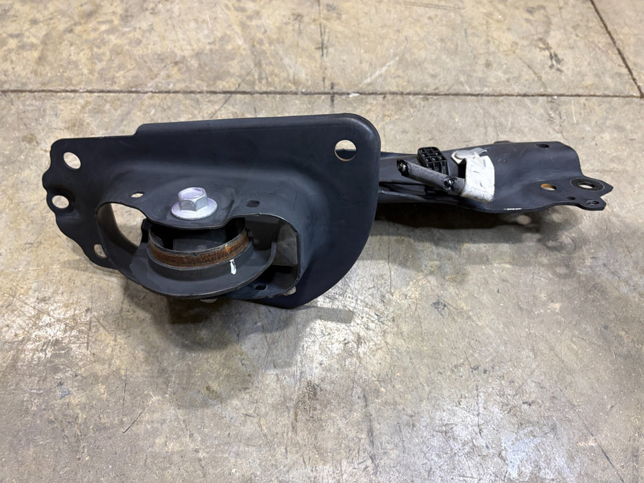 2018-2023 Toyota Camry Rear Left Driver Side Trailing Control Arm w/Bracket OEM