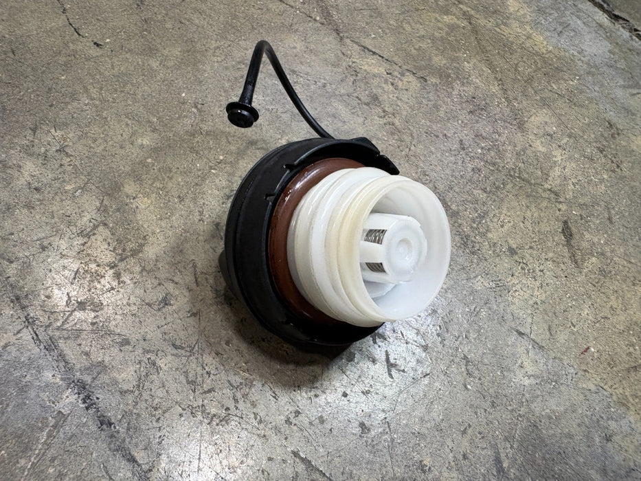 2015 2016 HONDA CRV CR-V FUEL TANK FILLER GAS CAP OEM