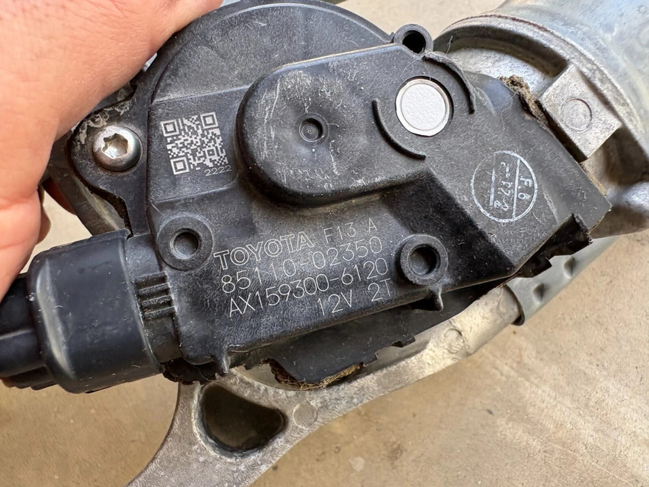 OEM, 2014-2019 Toyota Corolla Front Wiper Transmission Linkage With Motor