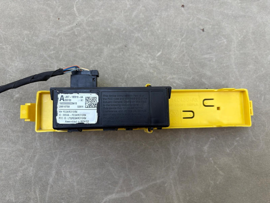 2020 - 2025 FORD EXPLORER RADIO REMOTE RECEIVER MODULE UNIT LB5T18D816AA OEM