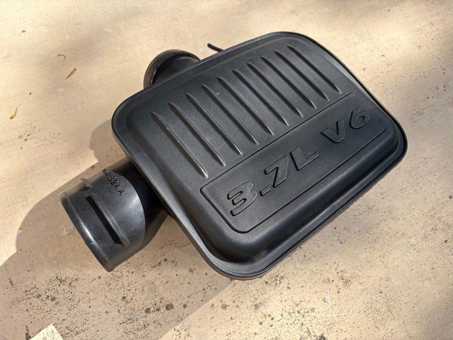 2009 - 2012 Ram 1500 3.7L Air Cleaner Box Resonator OEM