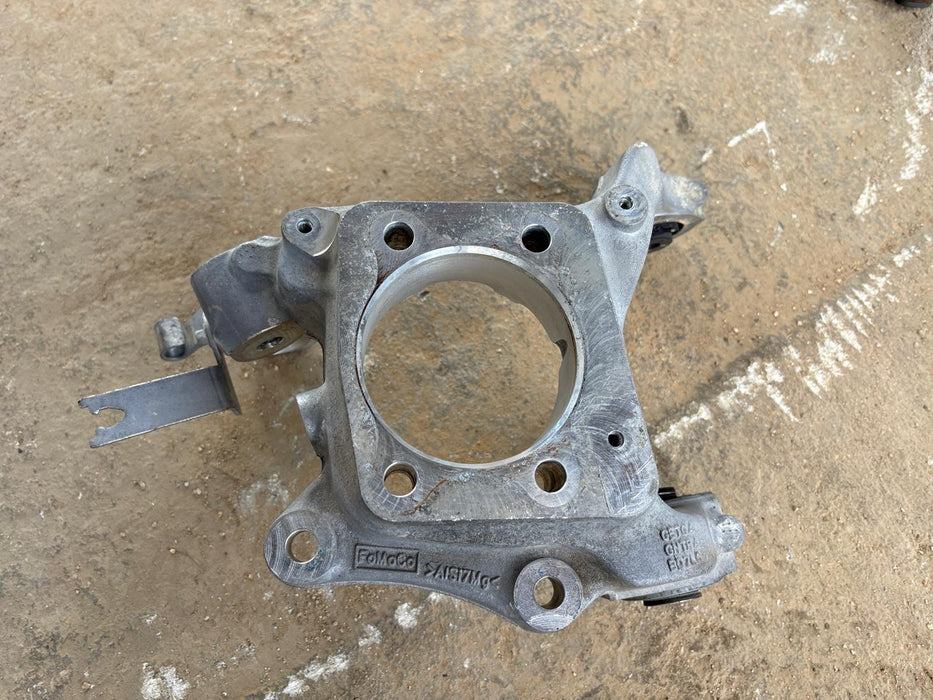 2019 - 2024 Ford Edge 2.0L Rear Right Suspension Knuckle OEM