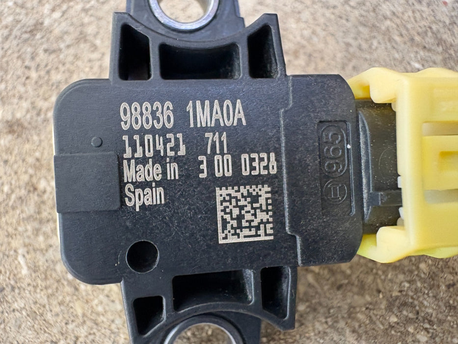 2009 - 2014 NISSAN MURANO FRONT RIGHT SENSOR OEM 988361MA0A