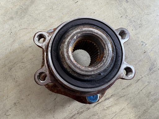 FWD Rear Left or Right Wheel Bearing Hub for 2015-2023 Nissan Murano, OEM