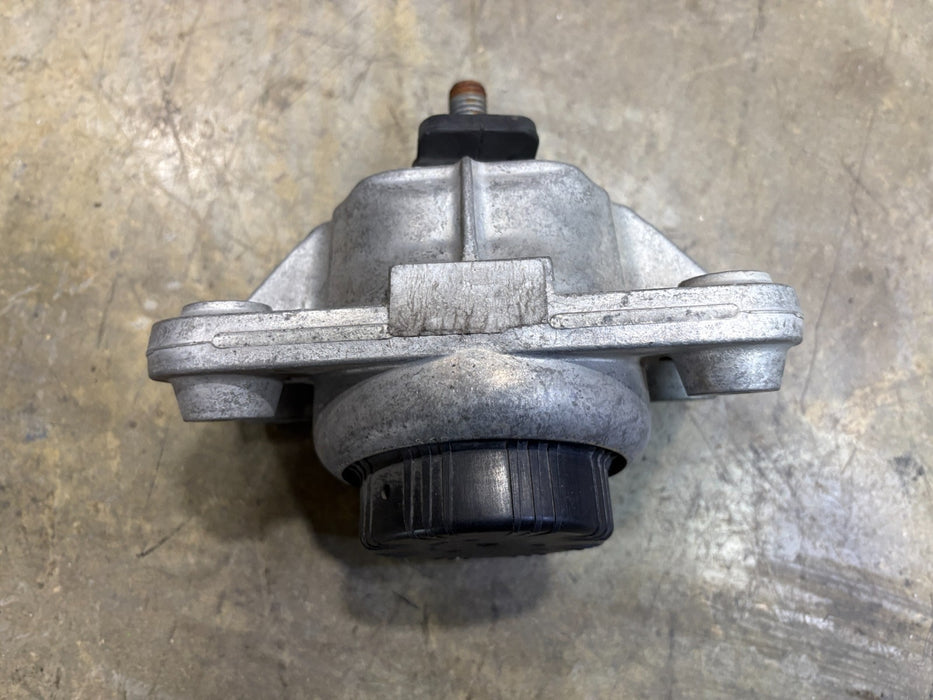 2013-2020 RANGE ROVER SPORT RIGHT OR LEFT ENGINE MOUNT SUPPORT BRACKET OEM