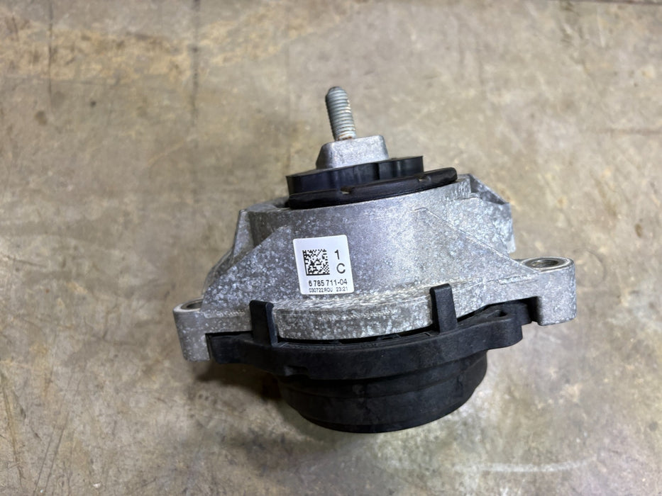2011-2017 BMW  X3 Engine Motor Left Side Mount 6785711-04 OEM