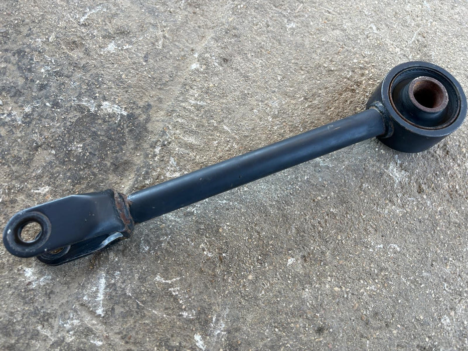 2015-2024 NISSAN MURANO REAR SUSPENSION RIGHT SIDE TRAILING CONTROL ARM OEM