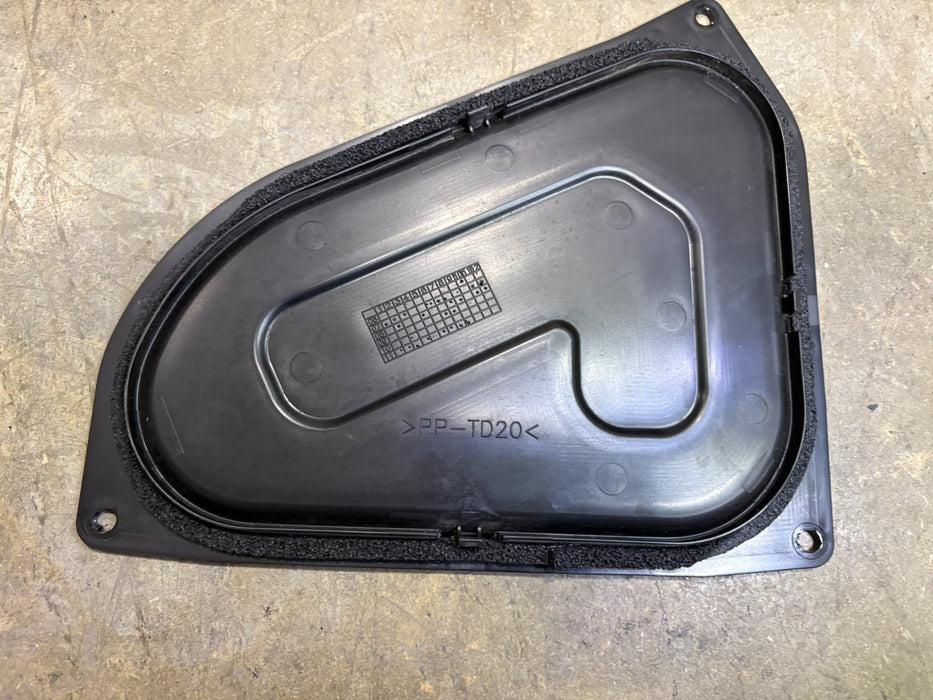 2014-2020 MITSUBISHI OUTLANDER REAR LEFT INNER TRIM COVER OEM 8720A082