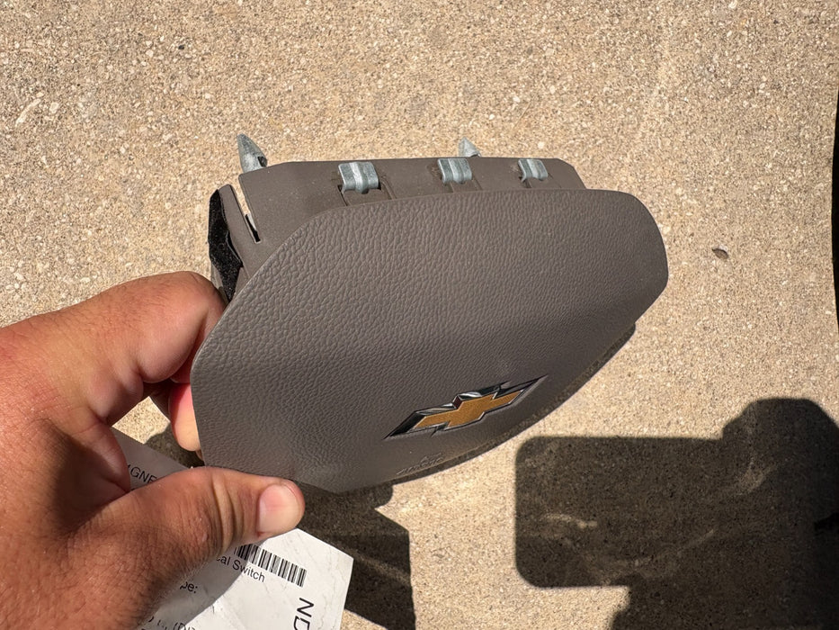 2018-2022 CHEVROLET TRAVERSE STEERING WHEEL OEM