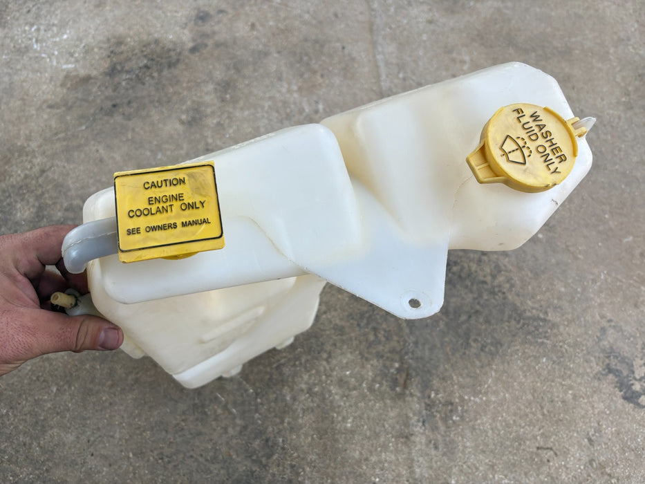 2006 - 2009 Dodge Ram 1500 Coolant Reservoir Cap Dual Reservoir Overflow Tank