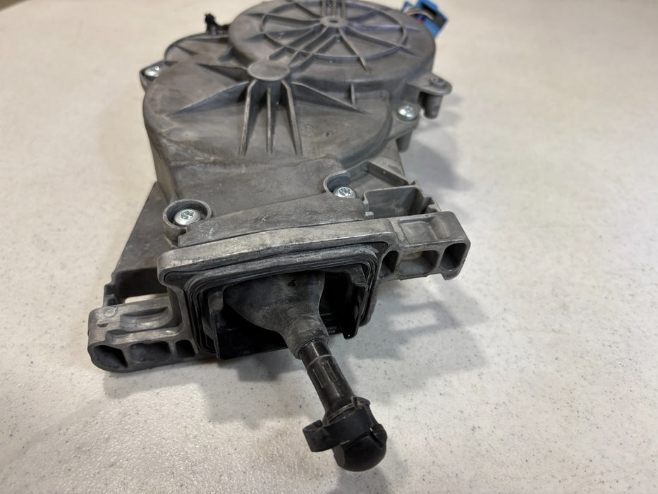 2016 - 2019 MERCEDES GLC300 253 REAR POWER LIFTGATE LIFT MOTOR OEM A0997602601