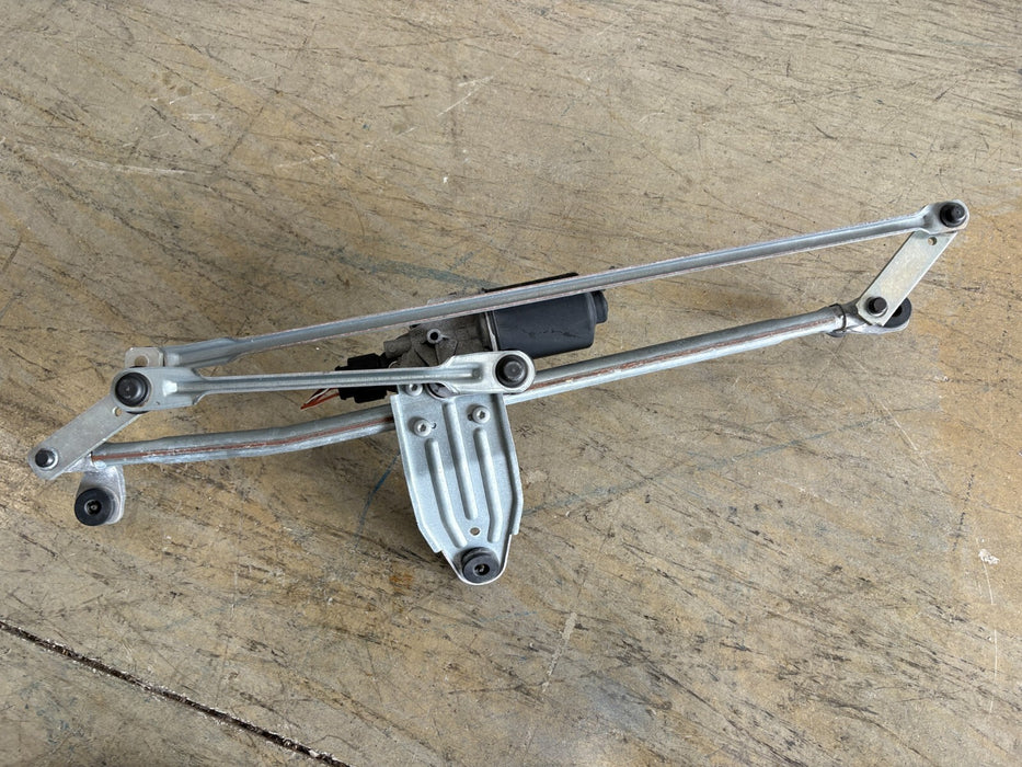 OEM, 2018-2024 Volkswagen Atlas WINDSHIELD WIPER TRANSMISSION LINKAGE & MOTOR