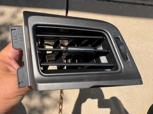 2016 - 2018 TOYOTA RAV4 DASH DASHBOARD RIGHT INNER SIDE AC AIR VENT GRILLE OEM