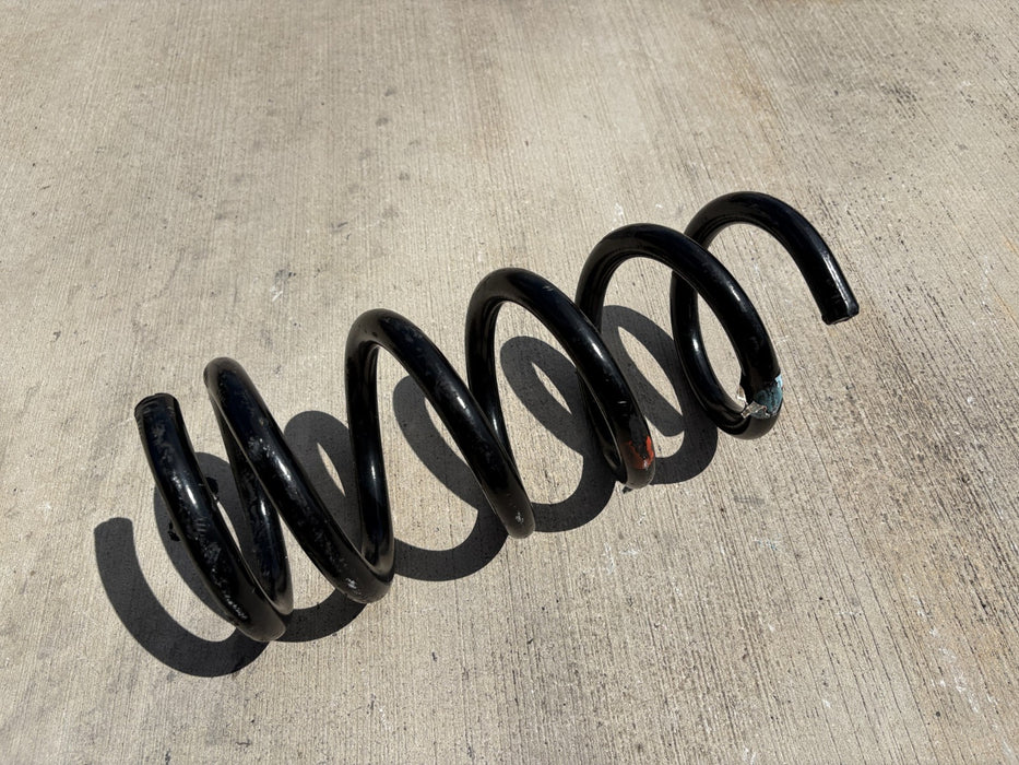 2015-2022 FORD MUSTANG RWD REAR RIGHT SIDE SUSPENSION COIL SPRING, OEM