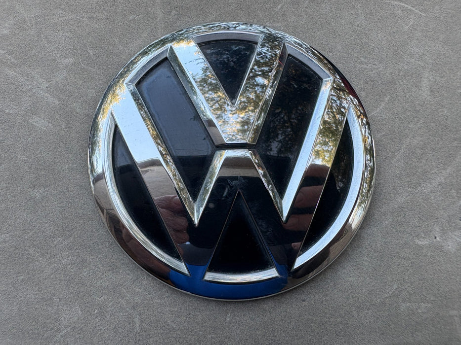 2016 - 2019 VOLKSWAGEN PASSAT TRUNK DECK LID EMBLEM 5C6853630F OEM
