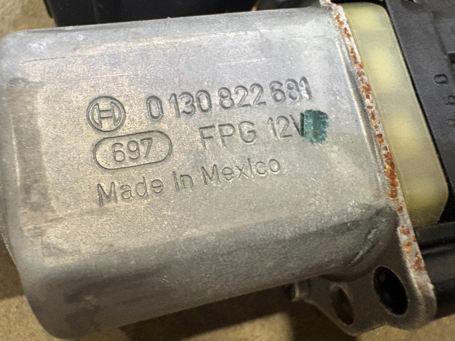 2010-2017 Chevrolet Equinox Rear Left Door Power Window Motor 0130822681 OEM