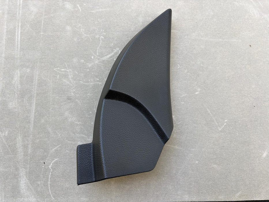 2009-2018 Dodge Ram 1500 Front Right Door Panel Upper Corner Trim 1HA42TRMAA OEM