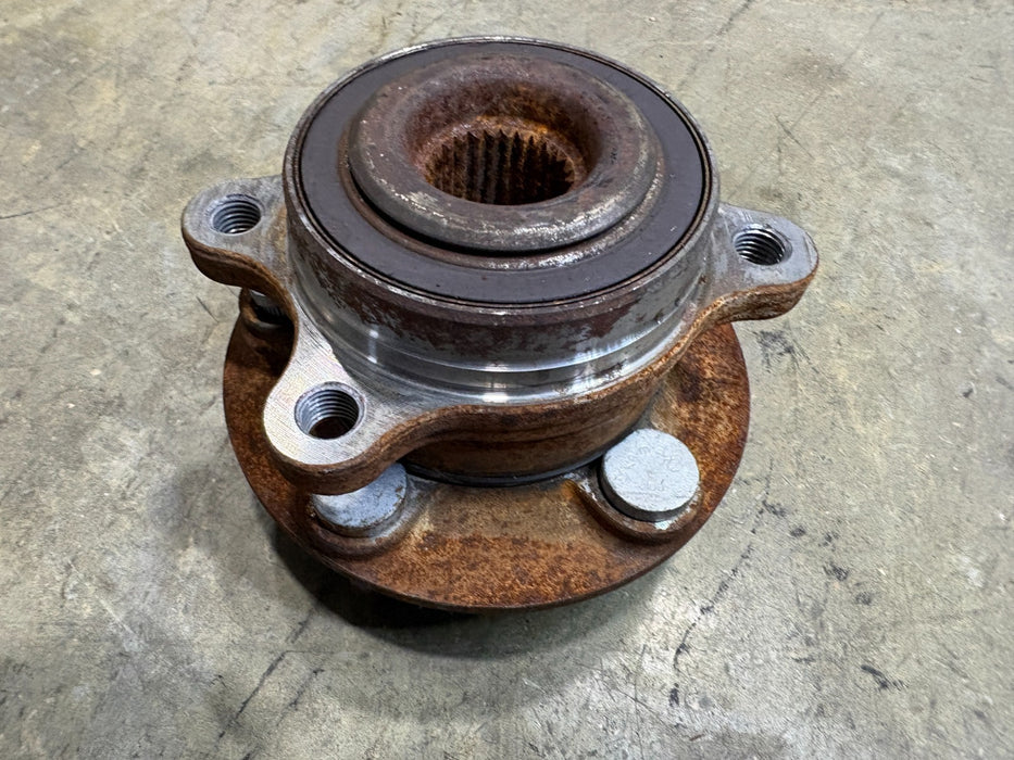 2019-2024 FORD EDGE 2.0L FWD BEARING AND HUB ASSEMBLY OEM