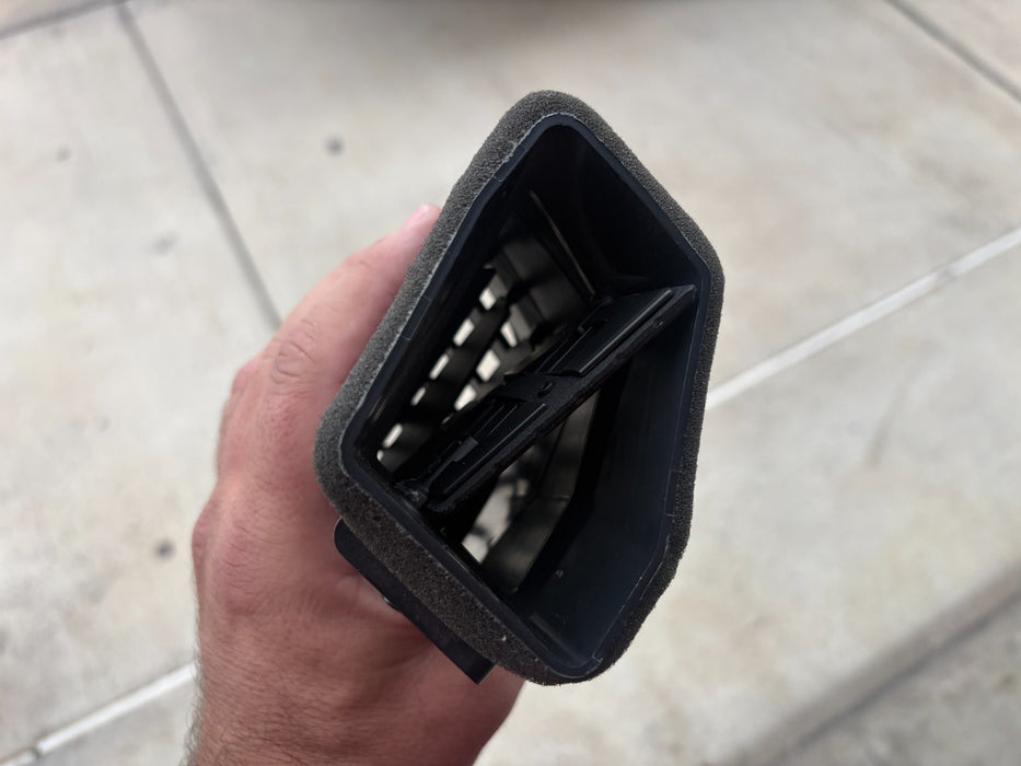 2014-2016 HYUNDAI ELANTRA RIGHT DASHBOARD VENT 97420-3XAA0 OEM