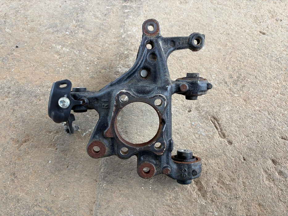 2019 - 2024 Toyota Corolla 2.0L Rear Right Knuckle OEM