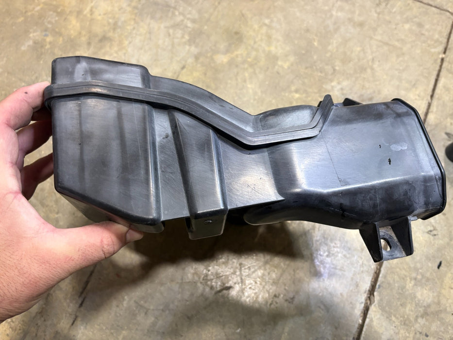 2016-2022 Honda HR-V HRV Engine Air Intake Tube Chamber OEM