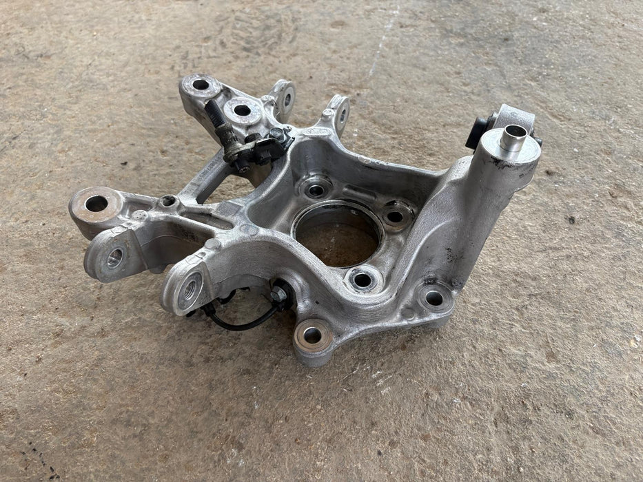 2017-2022 Honda CRV CR-V 1.5L REAR Left Knuckle Stub Axle Assembly OEM