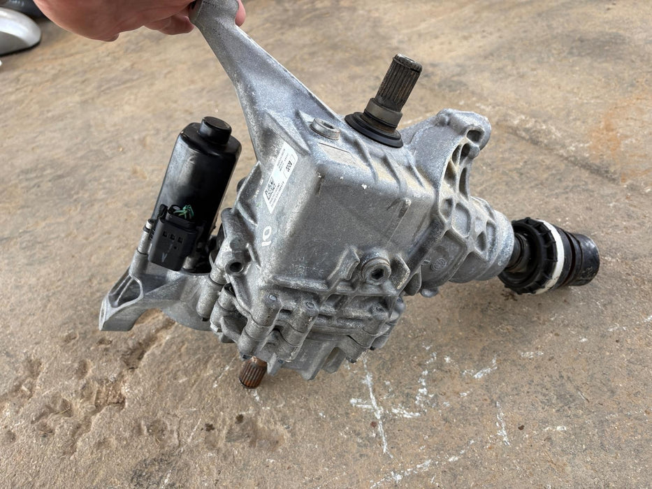 2017 - 2021 JEEP COMPASS REAR DIFFERENTIAL OEM P68292765AC
