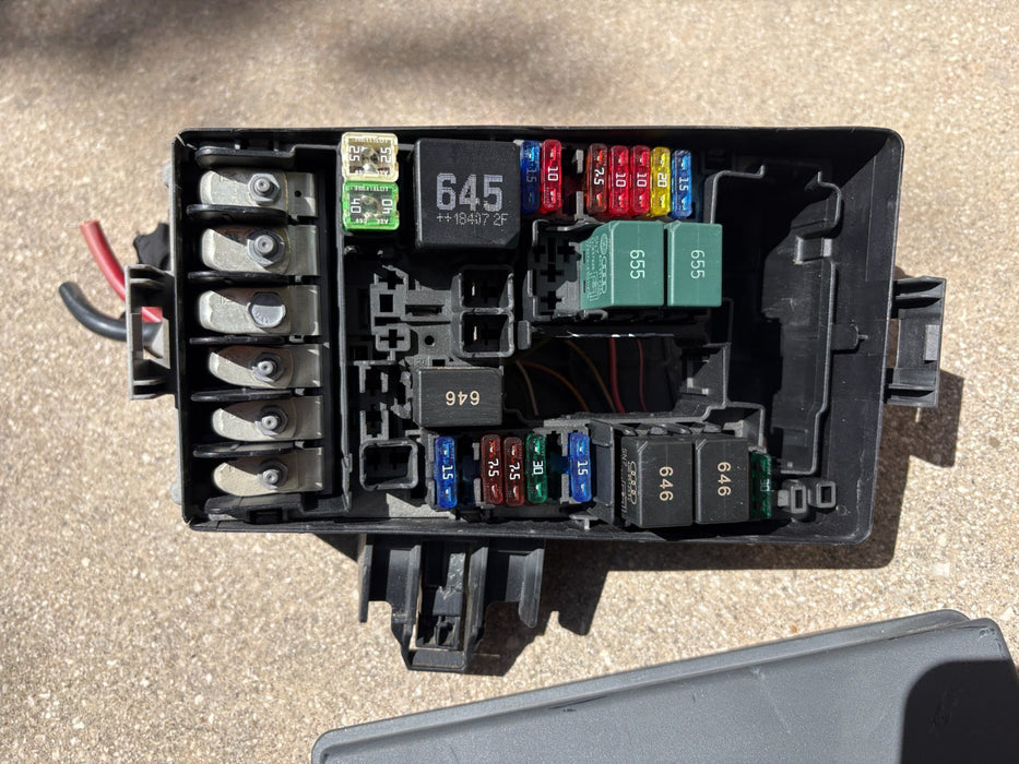 2019-2024 Volkswagen Jetta 1.4L Engine Fuse Box Assembly OEM