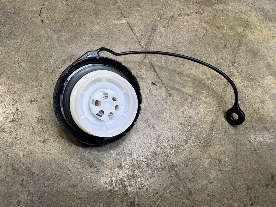 2014 - 2018 Subaru Legacy Gas Fuel Tank Filler Cap Lid Cover OEM