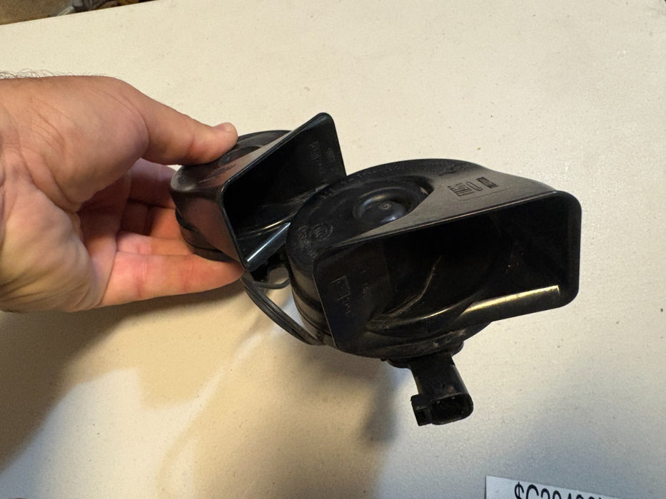 2015-2018 Ford Edge Low & High Horn Tone Alarm Pitch Siren Signal