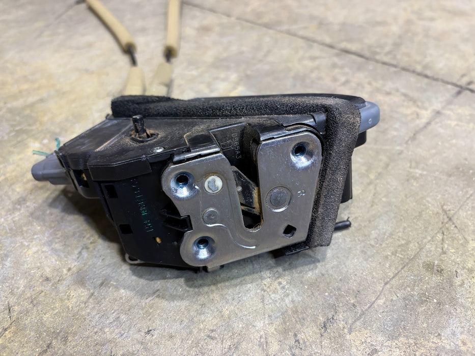 2014 - 2020 NISSAN ROGUE FRONT LEFT SIDE DOOR LATCH LOCK ACTUATOR 825004BA0A OEM