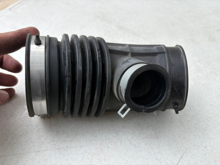 2014-2020 Nissan Rogue 2.5L Air Intake Cleaner Duct Hose Tube OEM