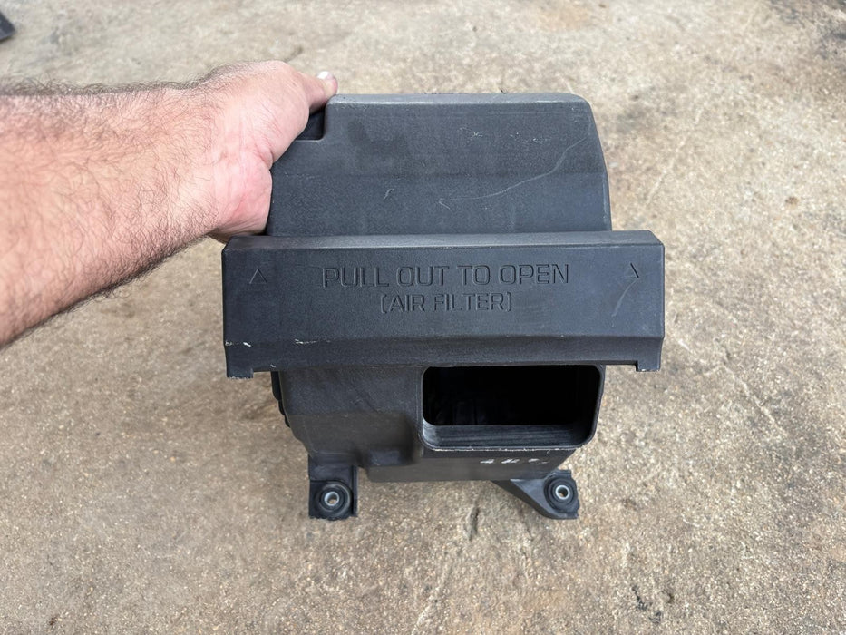 2017 - 2020 Hyundai Santa Fe Air Cleaner 2.4L OEM