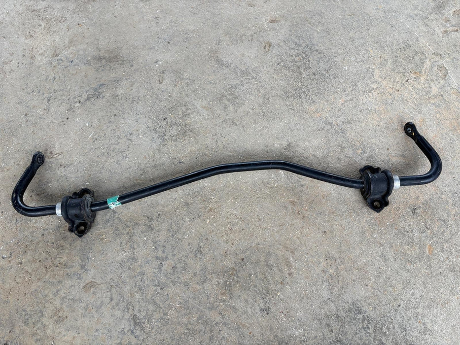 2014 - 2019 TOYOTA HIGHLANDER REAR STABILIZER SWAY ANTI ROLL BAR OEM