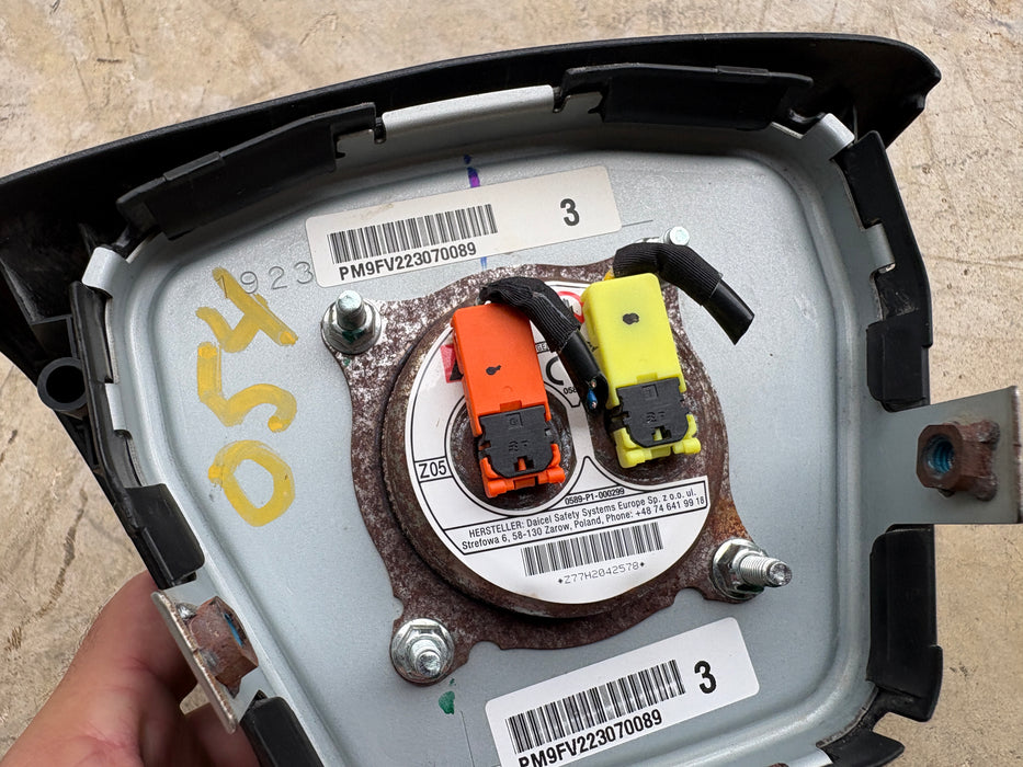 2022, 2023 Nissan Titan Driver Left Air Bag Driver Wheel OEM
